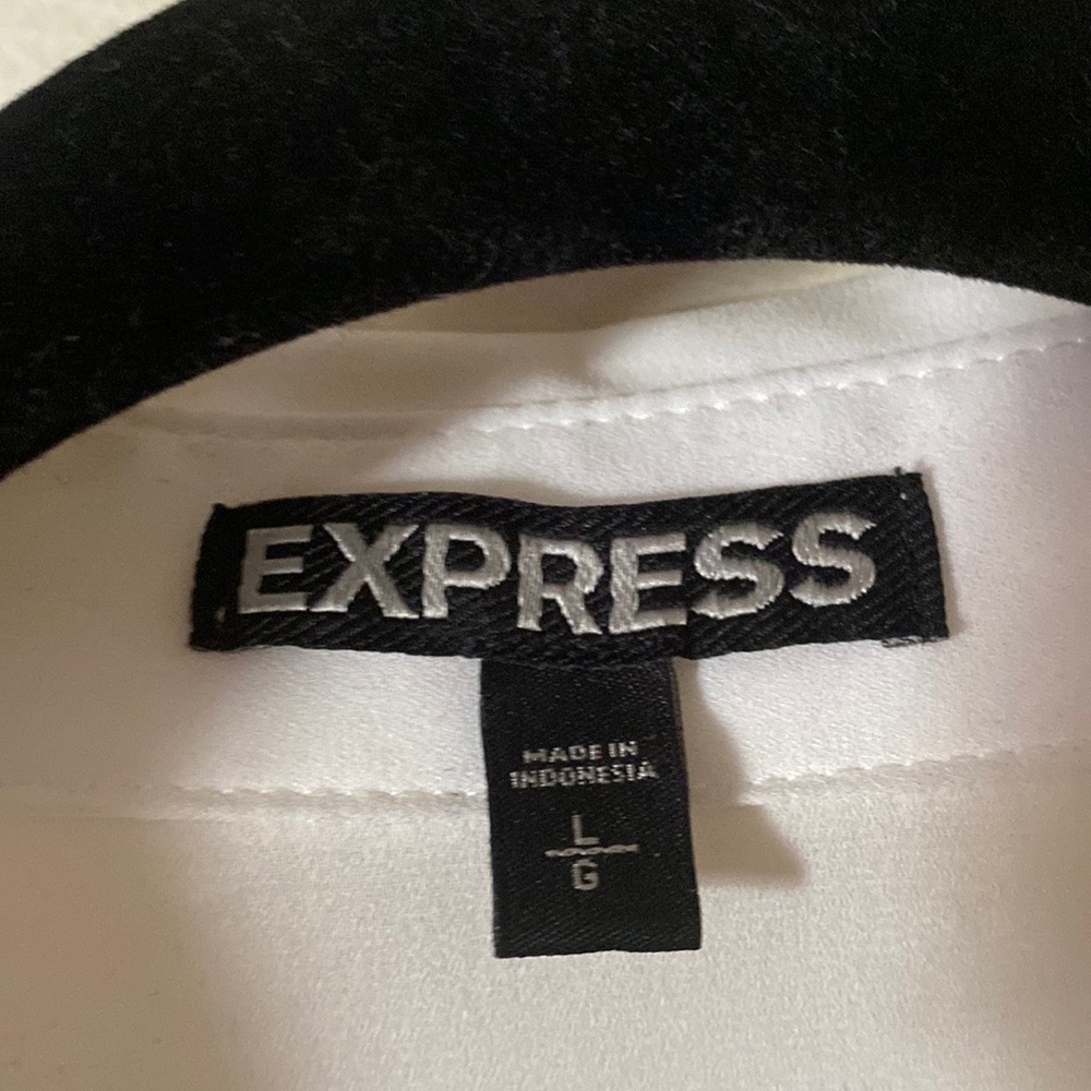 Brand New Never worn off-White Express Button  up dress shirt with Gold buttons